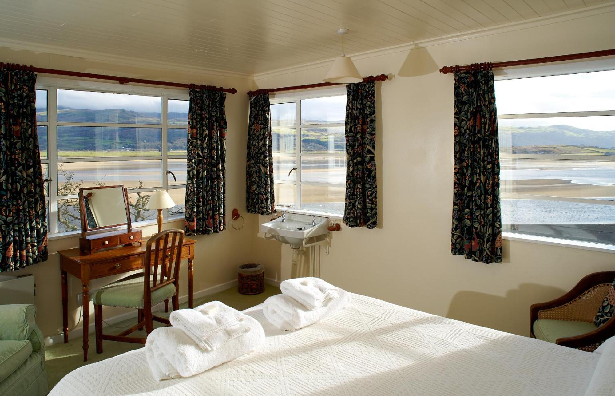 Portmeirion Village & Castell Deudraeth Porthmadog Εξωτερικό φωτογραφία