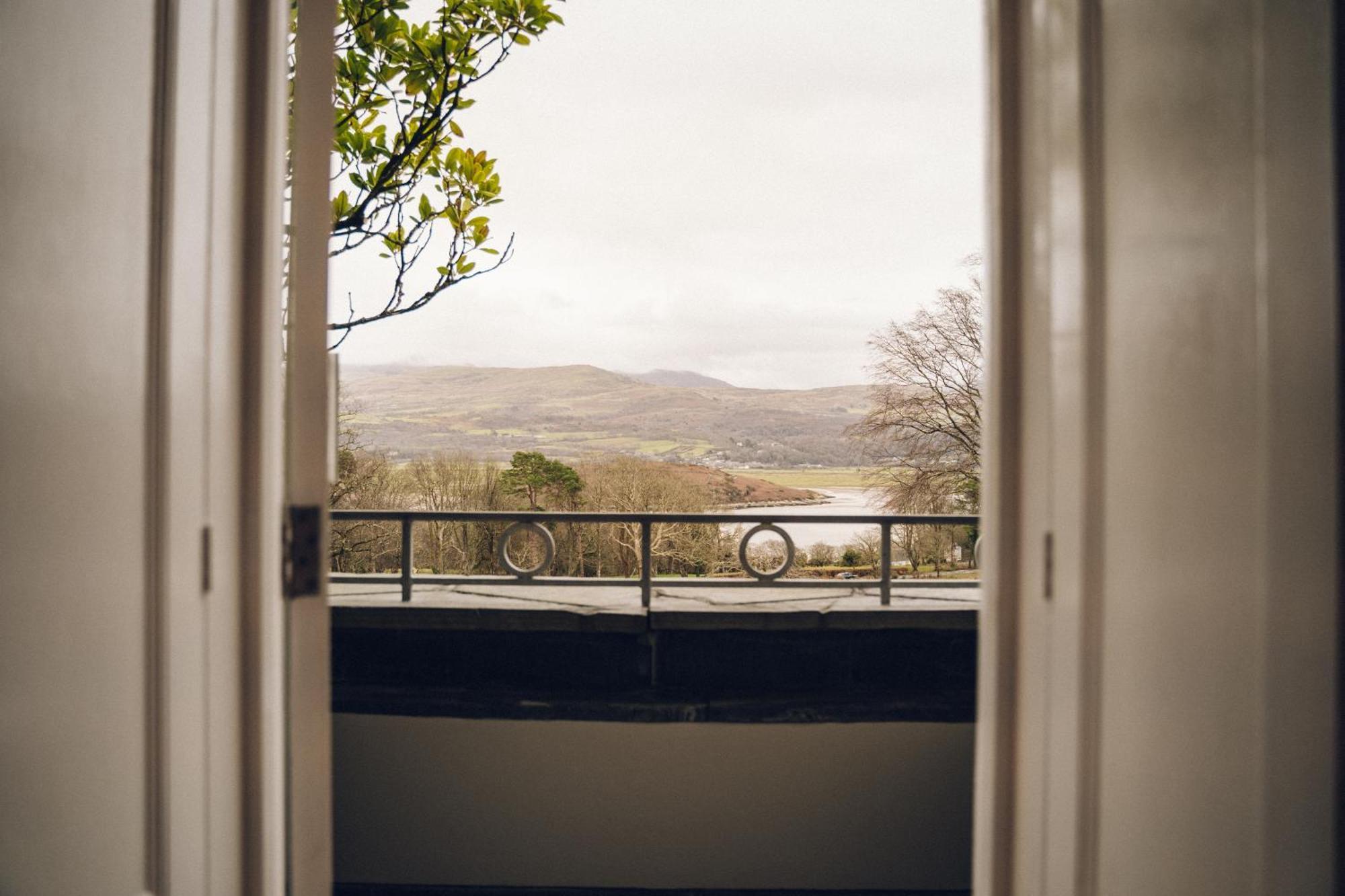Portmeirion Village & Castell Deudraeth Porthmadog Εξωτερικό φωτογραφία